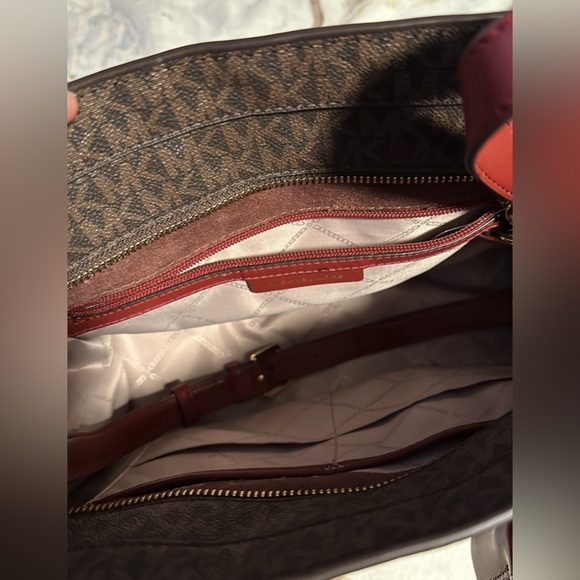 Michael Kors Hamilton - Picture 2 of 2